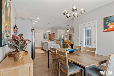Dining - 3702 Westgate Dr, Springfield, IL 62711 photo 2 of 2
