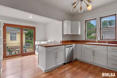 Other - 2921 S Park Ave, Springfield, IL 62704 photo 4 of 8