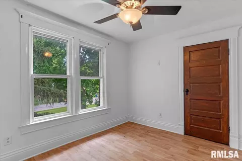 Bedroom - 2921 S Park Ave, Springfield, IL 62704 photo 2 of 7
