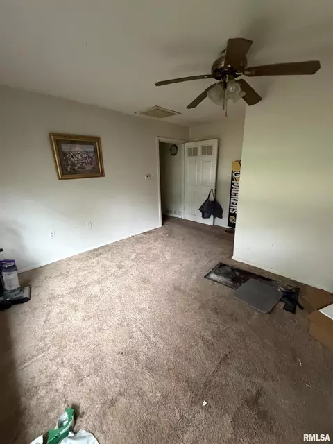 Bedroom - 616 E Hays Ave, Decatur, IL 62526 photo 1 of 3