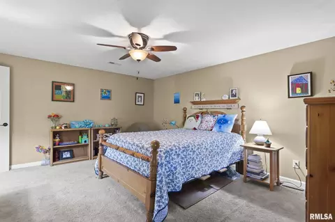 Bedroom - 1621 Hoechester Rd, Springfield, IL 62712 photo 4 of 8