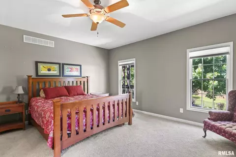 Bedroom - 1621 Hoechester Rd, Springfield, IL 62712 photo 1 of 8
