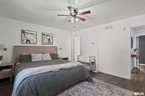 Bedroom - 6337 Kate Ct, Springfield, IL 62712 photo 1 of 6