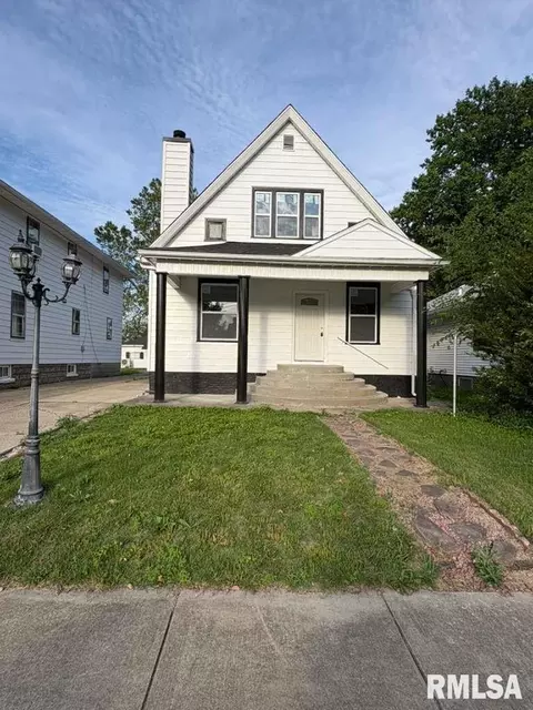 2100 Spring St, Springfield, IL 62704