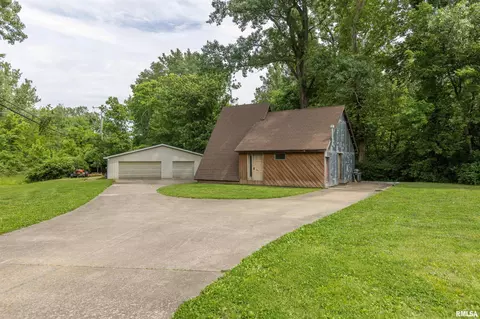 4400 N 12th St, Quincy, IL 62305