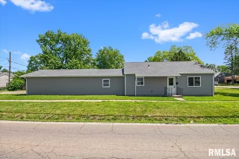 2201 E Converse St, Springfield, IL 62702