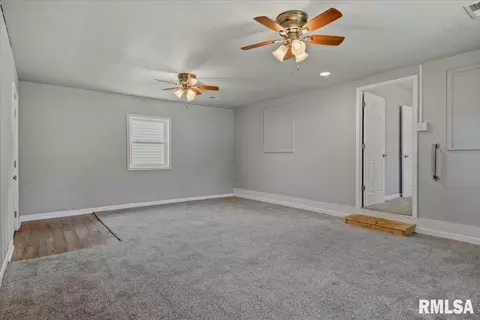 Living - 2201 E Converse St, Springfield, IL 62702 photo 5 of 6