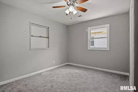 Bedroom - 2201 E Converse St, Springfield, IL 62702 photo 3 of 7