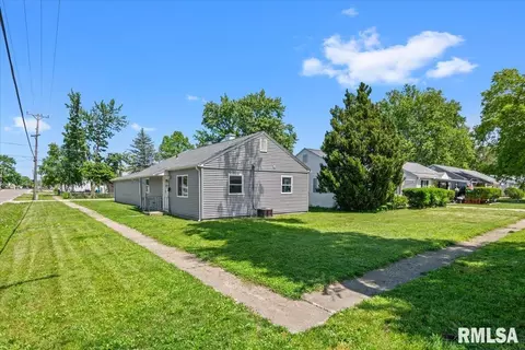 Exterior - 2201 E Converse St, Springfield, IL 62702 photo 2 of 4
