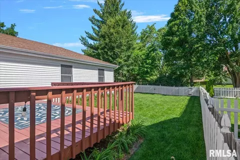 Exterior - 3129 Turning Mill Dr, Springfield, IL 62704 photo 3 of 6