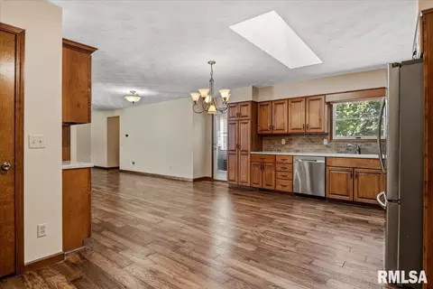 Other - 3129 Turning Mill Dr, Springfield, IL 62704 photo 5 of 11