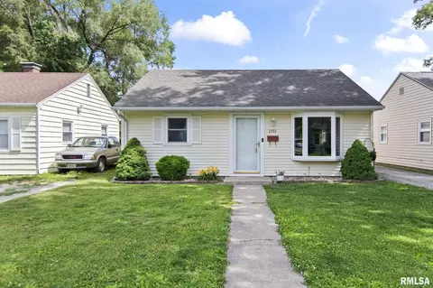 2253 E Converse Ave, Springfield, IL 62702