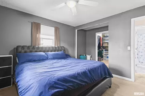 Bedroom - 2253 E Converse Ave, Springfield, IL 62702 photo 2 of 9