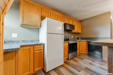 Kitchen - 207 S Stewart St, Mclean, IL 61754 photo 2 of 2