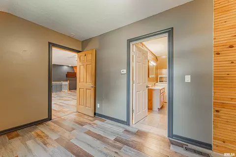 Entry Way - 207 S Stewart St, Mclean, IL 61754 photo 1 of 1