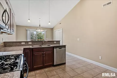 Kitchen - 418 E Spruce St, Chatham, IL 62629 photo 2 of 2