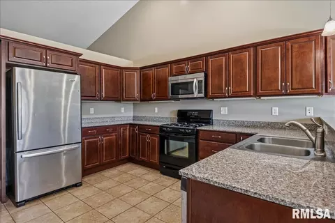 Kitchen - 418 E Spruce St, Chatham, IL 62629 photo 1 of 2