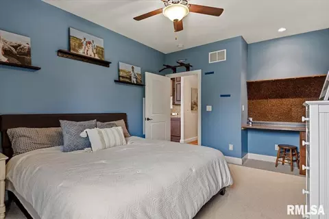 Bedroom - 6249 Old Salem Ln, Springfield, IL 62711 photo 8 of 11
