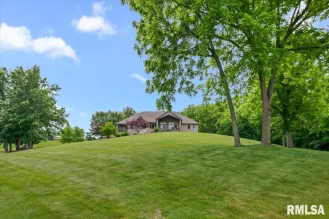 Exterior - 6249 Old Salem Ln, Springfield, IL 62711 photo 11 of 15