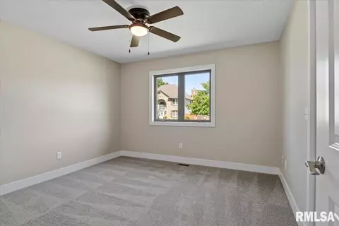 Bedroom - 3501 Buckeye Dr, Springfield, IL 62712 photo 4 of 10