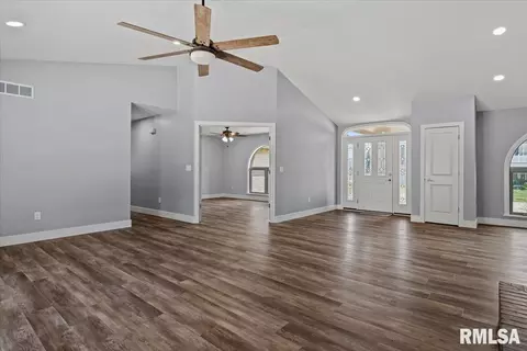 Entry Way - 3501 Buckeye Dr, Springfield, IL 62712 photo 1 of 5