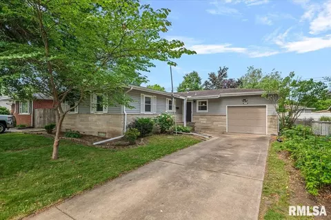 29 Longbow Ln, Springfield, IL 62704