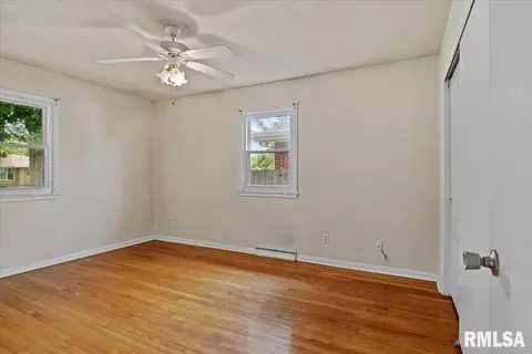 Bedroom - 29 Longbow Ln, Springfield, IL 62704 photo 3 of 7