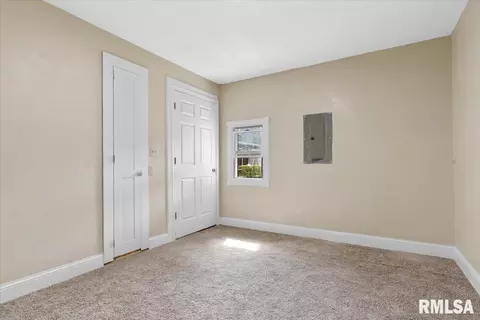 Other - 201 S Walnut St, Springfield, IL 62704 photo 5 of 6