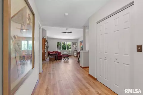 Entry Way - 4124 Camomile Ln, Springfield, IL 62711 photo 1 of 2