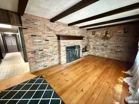 Other - 2452 S 5th St, Springfield, IL 62703 photo 2 of 5