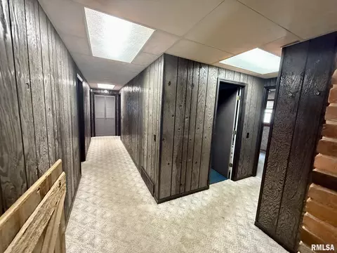 Entry Way - 2452 S 5th St, Springfield, IL 62703 photo 1 of 1