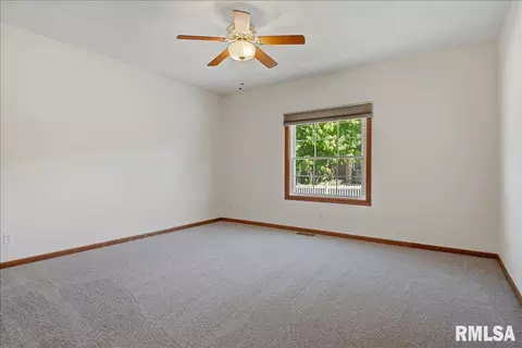 Bedroom - 5004 Eagle Rdg, Springfield, IL 62711 photo 1 of 6