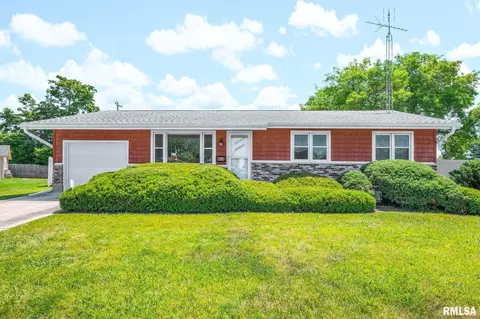 983 Dayton Ct, Galesburg, IL 61401