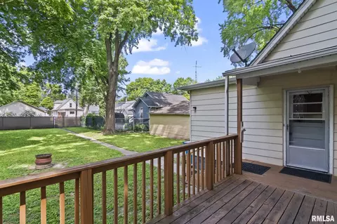 Exterior - 1225 N Franklin Ave, Springfield, IL 62702 photo 6 of 11
