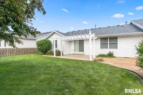 Exterior - 7109 Preston Dr, Springfield, IL 62711 photo 3 of 6