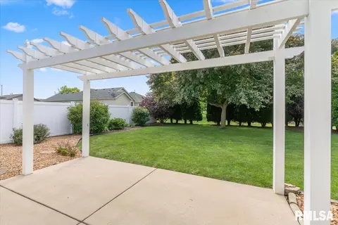 Exterior - 7109 Preston Dr, Springfield, IL 62711 photo 5 of 6