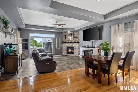 Other - 512 E Spruce St, Chatham, IL 62629 photo 1 of 8