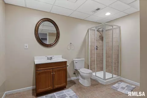 Bath - 512 E Spruce St, Chatham, IL 62629 photo 2 of 2