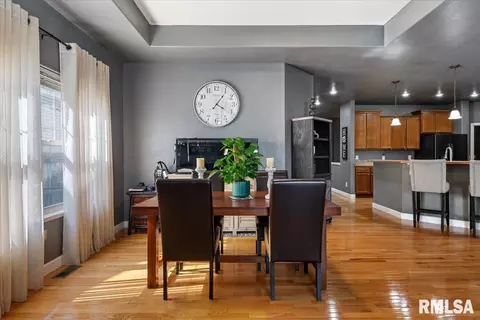 Dining - 512 E Spruce St, Chatham, IL 62629 photo 1 of 1