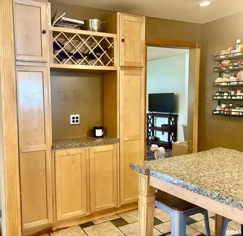 Kitchen - 612 Hackberry Rd, Chatham, IL 62629 photo 5 of 5
