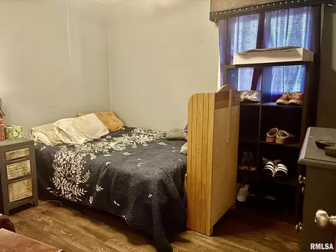 Bedroom - 612 Hackberry Rd, Chatham, IL 62629 photo 3 of 4