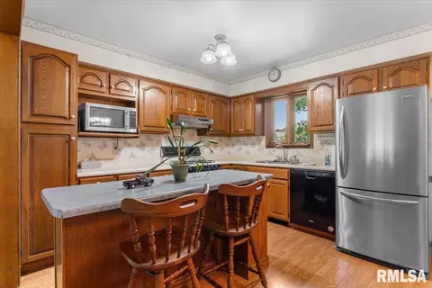 Kitchen - 18 Macbride Rd, Springfield, IL 62712 photo 2 of 2