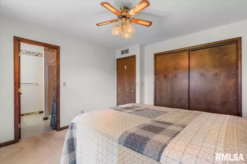 Bedroom - 18 Macbride Rd, Springfield, IL 62712 photo 2 of 5