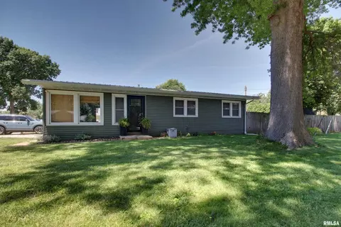3531 S Holford Dr, Quincy, IL 62301