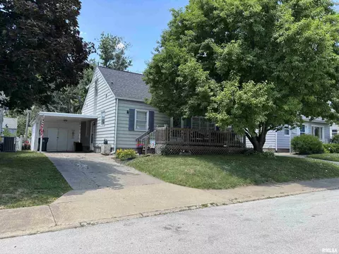 713 Oakland Ave, Quincy, IL 62301