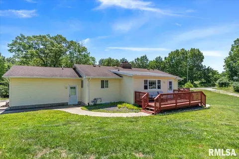 Exterior - 485 Pakey Rd, Springfield, IL 62712 photo 8 of 11