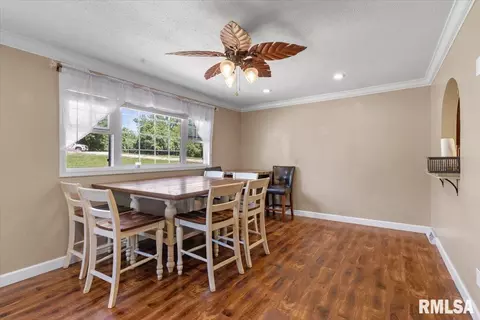 Dining - 485 Pakey Rd, Springfield, IL 62712 photo 1 of 1