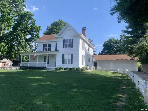 1405 W College Ave, Jacksonville, IL 62650
