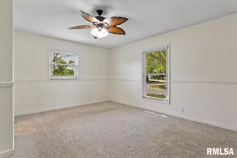 Bedroom - 26 Wind Cave Dr, Springfield, IL 62712 photo 1 of 7