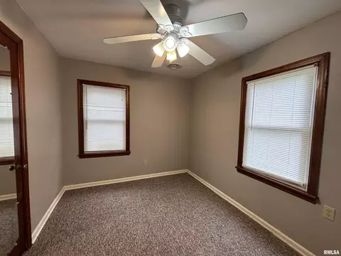 Bedroom - 2118 S 9th St, Springfield, IL 62703 photo 2 of 2